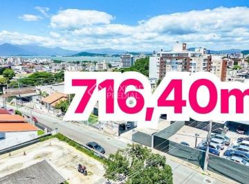 Terreno · 716m² · 1 Quarto · Òtimo terreno de 716,40 m², no bairro de Capoeiras em Florianópolis