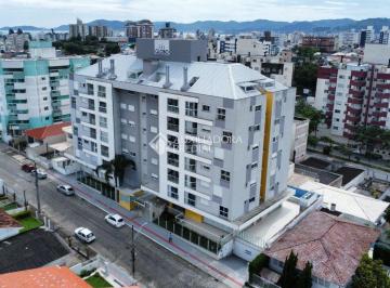 Apartamento · 69m² · 2 Quartos · 2 Vagas · Apartamento semi-mobiliado com moveis de qualidade localizado em Capoeiras - Florianópolis - SC