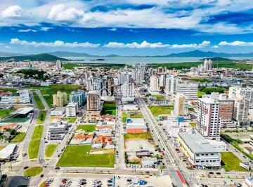 Terreno · 768m² · OPORTUNIDADE ESTRATÉGICA, um Terreno de Esquina no Coração do Pagani - Gabarito para 12 Andares