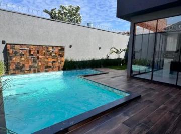 Casa de 3 quartos, São José dos Campos · Casa de 220 m² com 3 quartos à venda no Bosque dos Eucaliptos São José dos campos