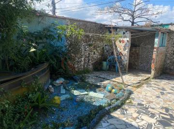 Casa · 250m² · 2 Quartos · 3 Vagas · Casa com grande quintal na Piaçaguera sentido praia a venda no Guarujá SP