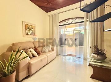 Casa · 220m² · 6 Quartos · Casa com 06 quartos na Cremação