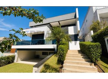 Casa · 310m² · 3 Quartos · 6 Vagas · Casa Semi-Térrea Mobiliada para Locação com 03 suítes no Itahyê - Santana de Parnaíba, SP