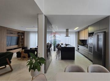 Casa · 318m² · 4 Quartos · 4 Vagas · Casa Mobiliada em Condomínio para locação com 4 suítes 318m² no Alphaville Residencial Quatro – Sant