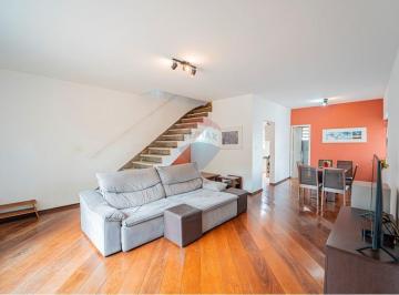 Casa · 150m² · 3 Quartos · 3 Vagas · Descubra o charme deste sobrado de esquina no Planalto Paulista: espaço, privacidade e versatilidade
