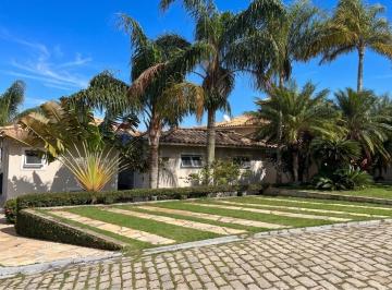 Casa · 292m² · 1 Quarto · 4 Vagas · À venda casa de alto padrão com vista para o mar no Condomínio Enseada do Albatroz, Armação dos Búzi