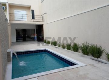 Casa · 295m² · 5 Vagas · Casa de alto padrão em condomínio fechado para locação no Tremembé com 4 suítes, piscina privativa e