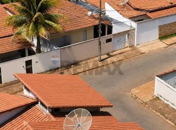 Casa · 180m² · 3 Quartos · 4 Vagas · CASA PARACATU - MELHOR LOCALIZAÇÃO - LOTE GRANDE - MELHOR PREÇO - OPORTUNIDADE