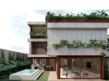 Casa · 450m² · 5 Quartos · Este refugio natural é o seu novo endereço em São Paulo