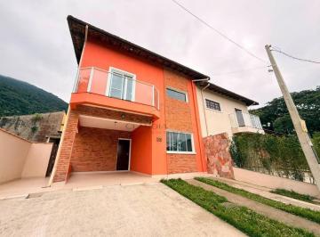 Casa · 125m² · 3 Quartos · 2 Vagas · Casa Sobrado Samola