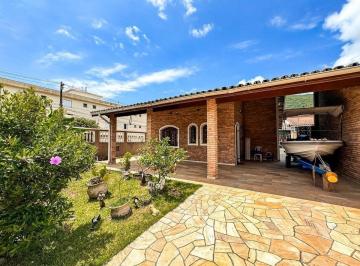 Casa · 187m² · 5 Quartos · 3 Vagas · Casa com Edícula à Venda na Praia da Maranduba Ubatuba/SP
