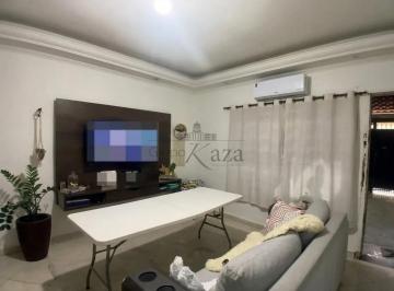 Casa · 210m² · 4 Quartos · 5 Vagas · Casa com Edícula - Jardim do Céu - 4 Dormitórios - 132m² - Estuda Permuta.