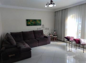 Casa · 300m² · 3 Quartos · 3 Vagas · Casa - Jardim Florida - 3 Dormitórios - 152m².