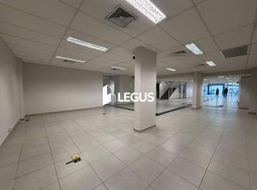 90f962fc405ec29ee2413ad65db8f514aee6e190 · Espaço comercial em localização estratégica na Avenida Henrique Schaumann