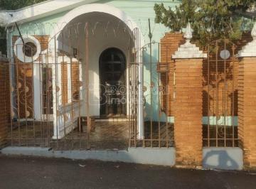 Casa · 170m² · 2 Quartos · 4 Vagas · Casa Padrão em Araraquara