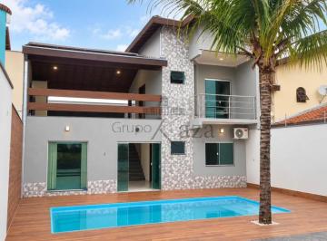 Casa · 250m² · 3 Quartos · 3 Vagas · Casa Sobrado - Bosque dos Eucaliptos - 3 Dormitórios - 240m².