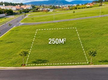 Terreno · 250m² · LOTE EM JUNDIAÍ 250m² APPLAUSI VILLAGIO ENGORDADOURO