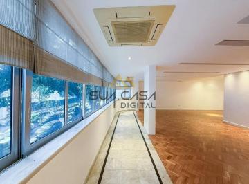 Apartamento · 223m² · 4 Quartos · 1 Vaga · Apartamento pronto para morar no Leblon com 4 quartos!