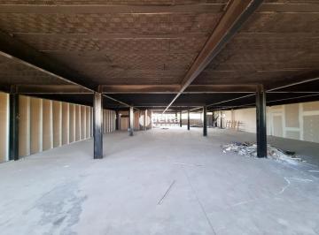 Comercial · 185m² · Loja disponível para locação e venda no bairro Gávea em Uberlândia-MG.