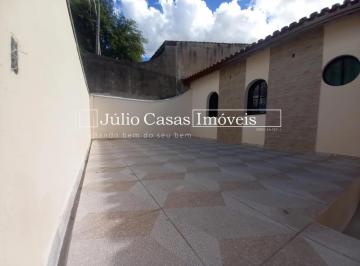 Casa · 250m² · 2 Quartos · 4 Vagas · Casa à venda no Central Parque ? Sorocaba, 01 Suíte reformada 250m² 140m²de área construída.