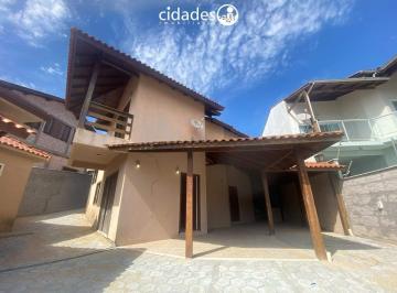 Casa · 363m² · 4 Quartos · 4 Vagas · Casa 3 quartos + edícula independente de 1 quarto no Rio Vermelho, Florianópolis