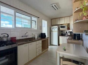 Apartamento · 79m² · 2 Quartos · 1 Vaga · Apartamento à venda no Edifício Assuan – Pelotas/RS