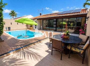 Casa · 299m² · 4 Quartos · 2 Vagas · Sobrado, Jardim São Marco, São José do Rio Preto