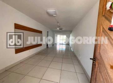 Casa · 210m² · 3 Quartos · Casa em Condomínio : / Residencial / Anil