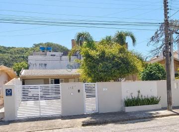 Casa · 111m² · 3 Quartos · 1 Vaga · Casa em Mar Grosso, Laguna/SC