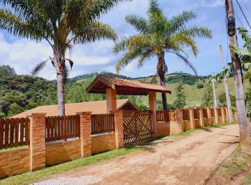 Imagem 1 · Sítio para venda em Colinas de Capivari, Campos do Jordão