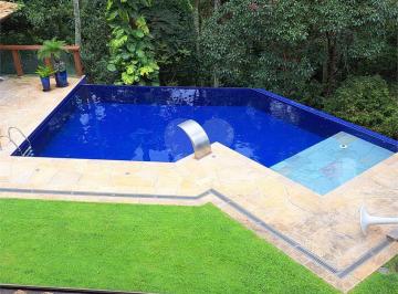 Casa · 230m² · 3 Quartos · 6 Vagas · Condomínio com 3 quartos à venda em Roseira - SP