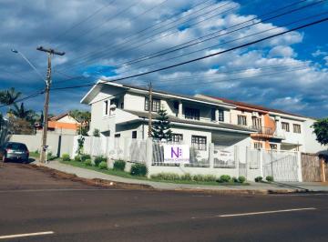 Casa de 3 quartos, Cascavel · SOBRADO NO COUNTRY COM PISCINA 637M² TOTAL DE TERRENO