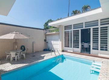 597f7e71-e28e-45d5-a6df-8999872da2fd · Casa para venda em Barcelona com 4 quartos, sendo 1 suíte, 350m²