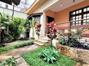 18cbbcba-79ef-45f6-adbb-29e97548f984 · Casa para venda em Barcelona com 3 quartos, sendo 3 suítes, 306m²