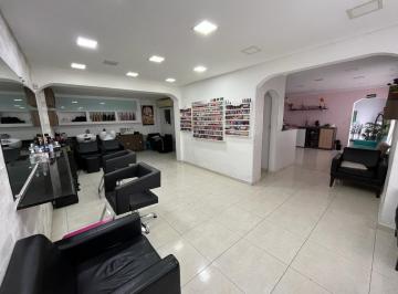 Comercial en Venda de 3 quartos Parque São Domingos · Salão de Beleza – Ótima oportunidade