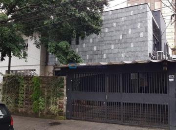 Comercial · 400m² · 1 Quarto · 5 Vagas · Casa Comercial próximo ao Metrô Vila Mariana.