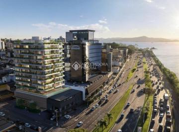 Apartamento · 172m² · 3 Quartos · 2 Vagas · Lindissimo apartamento , assinado por um renomado arquiteto brasileiro, com 3 suites ,