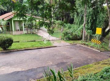 Casa · 277m² · 5 Quartos · 3 Vagas · Casa em terreno amplo e diferenciado no São Lourenço