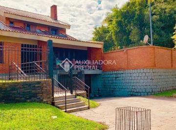 Casa · 700m² · 4 Quartos · 4 Vagas · casa