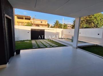 Casa · 156m² · 3 Quartos · 4 Vagas · Casa Moderna com 3 Quartos, Piscina e 4 Vagas a Poucos Passos da Praia – Ponta da Fruta