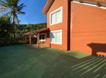 Casa de 4 quartos, São Sebastião · Casa ampla com piscina 4 quartos