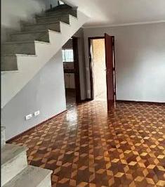 Casa · 57m² · 2 Quartos · 1 Vaga · Sobrado com 2 dormitórios, 1 suíte, no Bairro Oswaldo Cruz