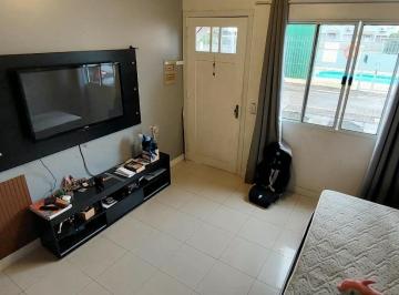 Casa · 91m² · 2 Quartos · 1 Vaga · Casa com 2 quartos à venda na Avenida Faria Lobato, 1120, Sarandi, Porto Alegre