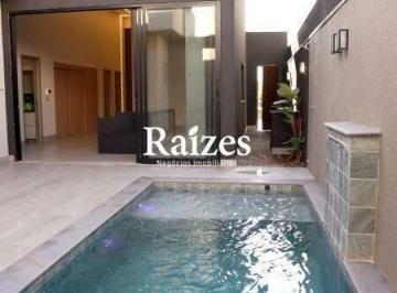 Casa · 200m² · 3 Quartos · 2 Vagas · Casa em Condomínio Fechado com 3 Suítes e lazer completo no Shopping Park em Ube