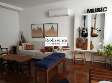 Apartamento · 162m² · 3 Quartos · 1 Vaga · Raridade em Copacabana | 3 Quartos com dependência, 162m² e Vaga