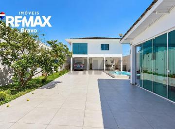Casa · 300m² · 4 Quartos · 10 Vagas · Descubra Seu Novo Lar no Bairro Guabirotuba em Curitiba!