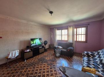 Casa · 385m² · 3 Quartos · 3 Vagas · Casa térrea à venda em avenida no Jardim Vera Cruz - Sorocaba/SP