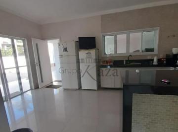 Casa en Venda de 5 quartos Águas da Prata · Casa em Condomínio - Condomínio Residencial Jaguary - 5 Dormitórios - 450m².
