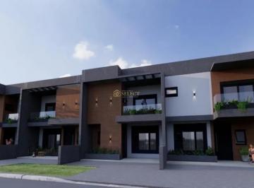 Casa · 160m² · 3 Quartos · 2 Vagas · Sobrado à Venda com 3 dormitórios no Bairro Nossa Senhora das Graças