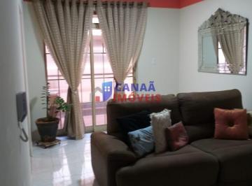 Apartamento · 108m² · 3 Quartos · Apartamento 3 quartos 108m³ região Santa Maria